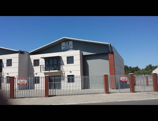370M² FACTORY TO LET IN SAXON INDUSTRIAL